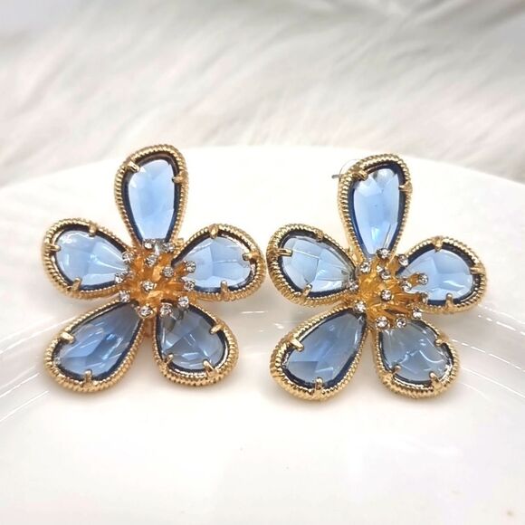 New ANTHROPOLOGIE CRYSTAL & GLASS COLUMBINE FLOWER earrings - Picture 8 of 10